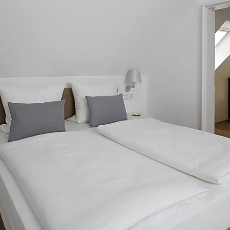 Am Alten Park 3* Аугсбург