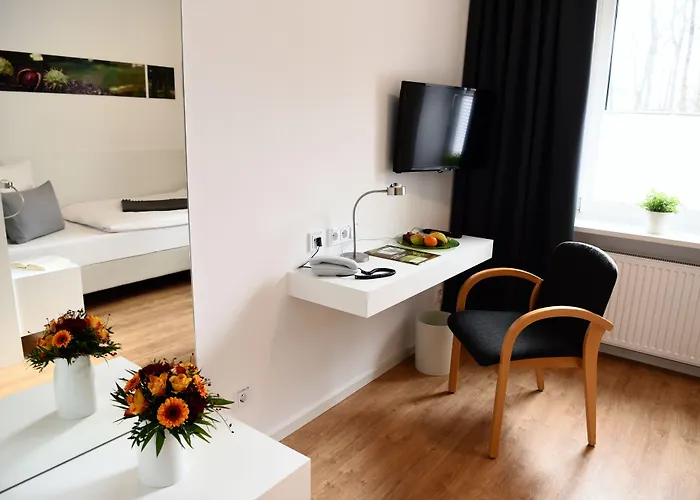 Am Alten Park 3* Augsburg