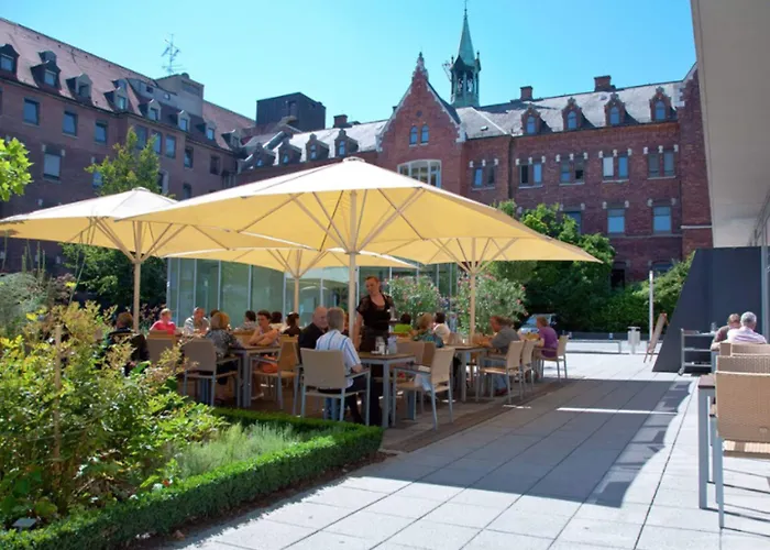 Hotel Am Alten Park 3*