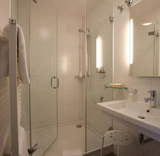 Hotel Am Alten Park 3*