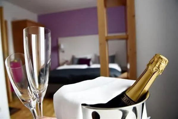 Hotel Am Alten Park 3*